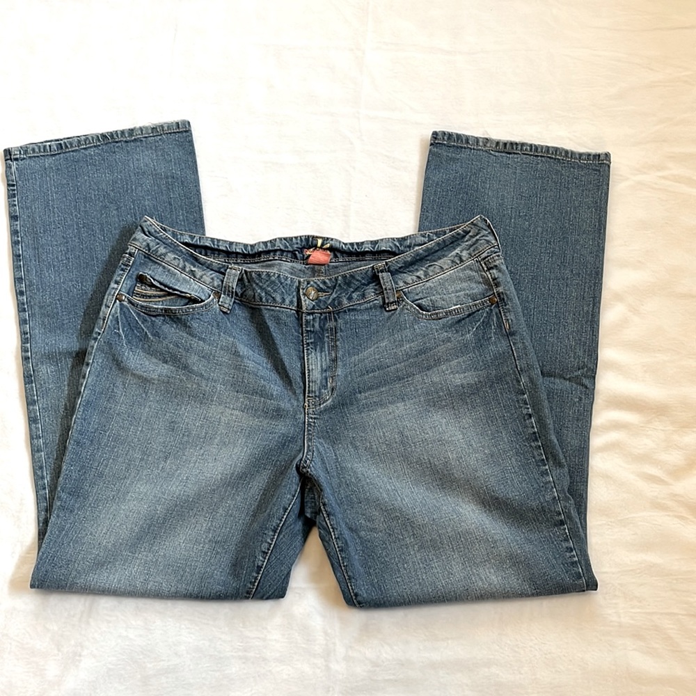 J6 Premium Jeans